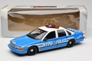 Chevrolet Caprice Nueva York Policía UT Models 1:18 180142097 Metal - imagen 8 de 8