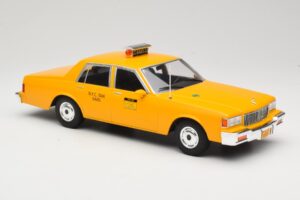 Chevrolet Caprice Amarillo Taxi MCG 1:18 MCG18038 Metal - imagen 4 de 6