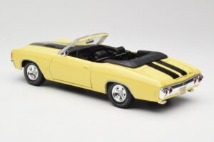 Chevrolet Chevelle SS 454 Amarillo Maisto 1:18 531890 Metal - imagen 7 de 8