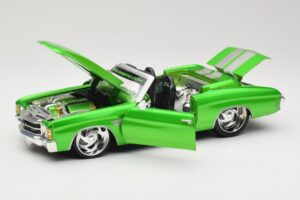 Chevrolet Chevelle SS Descapotable Verde Maisto 1:18 31099 Metal - imagen 2 de 8
