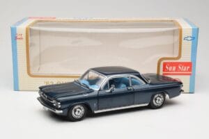 Chevrolet Corvair Azul Oscuro Sun Star 1:18 1482 Metal - imagen 8 de 8
