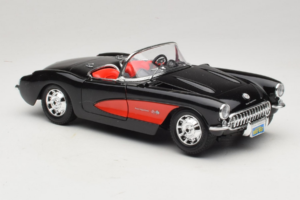 Chevrolet Corvette C1 Negro & Rojo Bburago 1:18 3034-M1 Metal - imagen 6 de 8