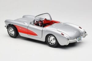 Chevrolet Corvette C1 Plata Bburago 1:18 3034 Metal - imagen 7 de 8