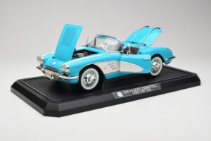 Chevrolet Corvette C1 Hard Top Azul Solido 1:12 1202-M1 Metal - imagen 2 de 8