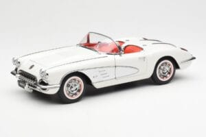 Chevrolet Corvette C1 Spider Hard Top Snowcrest Blanco AUTOart 1:18 71147 Metal