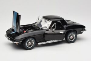 Chevrolet Corvette C2 Negro American Muscle 1:18 AMM1099/06 Metal - imagen 2 de 8