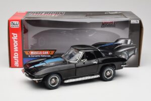 Chevrolet Corvette C2 Negro American Muscle 1:18 AMM1099/06 Metal - imagen 8 de 8