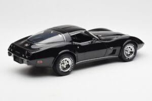 Chevrolet Corvette C3 Negro UT Models 1:18 21071 Metal - imagen 3 de 8