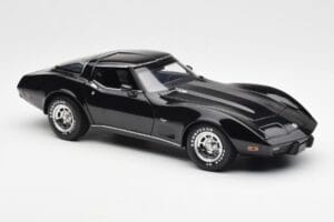 Chevrolet Corvette C3 Negro UT Models 1:18 21071 Metal - imagen 6 de 8