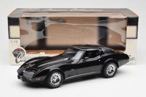 Chevrolet Corvette C3 Negro UT Models 1:18 21071 Metal - imagen 8 de 8