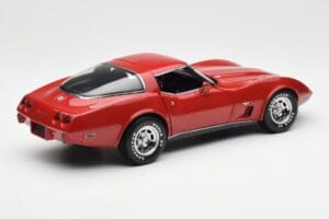 Chevrolet Corvette C3 Rojo UT Models 1:18 21073 Metal - imagen 3 de 8
