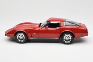 Chevrolet Corvette C3 Rojo UT Models 1:18 21073 Metal - imagen 4 de 8