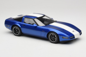 Chevrolet Corvette C4 Grand Sport Admiral Blue GT Spirit 1:18 GT538 Resina - imagen 4 de 6