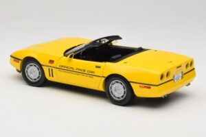 Chevrolet Corvette C4 Indianapolis 500 Pace Car Amarillo Greenlight 1:18 11801-06 Metal - imagen 7 de 8