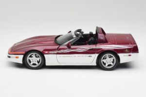 Chevrolet Corvette C4 Indy 500 Pace Car Maisto 1:18 56011 Metal - imagen 4 de 8