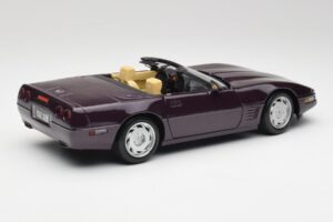 Chevrolet Corvette C4 LT4 Descapotable Morado Metálico Maisto 1:18 50277 Metal - imagen 3 de 8
