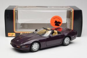 Chevrolet Corvette C4 LT4 Descapotable Morado Metálico Maisto 1:18 50277 Metal - imagen 8 de 8