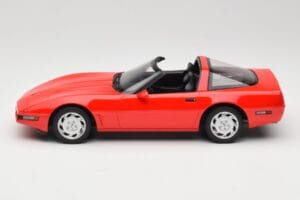 Chevrolet Corvette C4 Torch Red GT Spirit 1:18 GT537 Resina - imagen 3 de 6