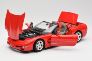 Chevrolet Corvette C5 Descapotable Rojo Bburago 1:18 3076 Metal - imagen 2 de 8