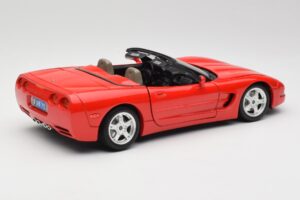 Chevrolet Corvette C5 Descapotable Rojo Bburago 1:18 3076 Metal - imagen 3 de 8