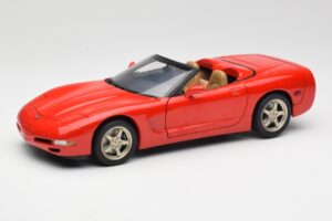 Chevrolet Corvette C5 Descapotable Rojo UT Models 1:18 21006 Metal