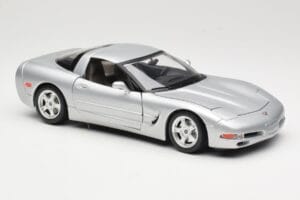 Chevrolet Corvette C5 Plata Bburago 1:18 3056 Metal - imagen 6 de 8