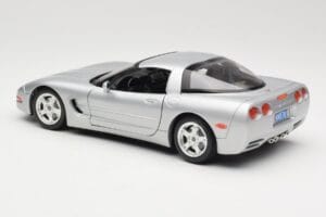 Chevrolet Corvette C5 Plata Bburago 1:18 3056 Metal - imagen 7 de 8