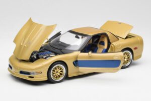 Chevrolet Corvette C5 Guldstrand Signature Edition Oro Maisto 1:18 31657 Metal - imagen 2 de 8