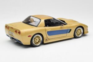 Chevrolet Corvette C5 Guldstrand Signature Edition Oro Maisto 1:18 31657 Metal - imagen 3 de 8