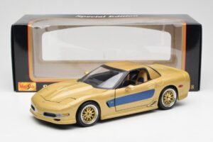 Chevrolet Corvette C5 Guldstrand Signature Edition Oro Maisto 1:18 31657 Metal - imagen 8 de 8