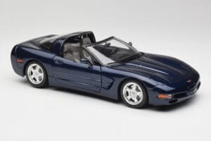 Chevrolet Corvette C5 Nassau Azul Bburago 1:18 30166 Metal - imagen 6 de 8