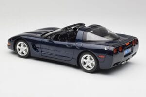 Chevrolet Corvette C5 Nassau Azul Bburago 1:18 30166 Metal - imagen 7 de 8