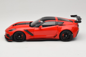 Chevrolet Corvette C7 ZR1 Torch Red IXO 1:18 18RDC243-FO Metal - imagen 4 de 8