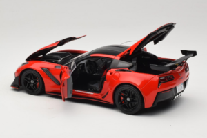 Chevrolet Corvette C7 ZR1 Torch Red IXO 1:18 18RDC243-FO Metal - imagen 5 de 8
