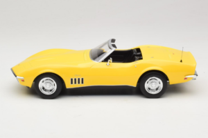 Chevrolet Corvette C3 Descapotable Daytona Yellow Norev 1:18 189039 Metal - imagen 3 de 6
