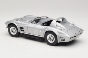 Chevrolet Corvette Grand Sport Plata Fast & Furious Greenlight 1:18 12842 Metal - imagen 5 de 6