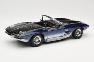 Chevrolet Corvette Mako Shark Azul Oscuro UT Models 1:18 21061 Metal - imagen 3 de 8