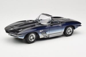 Chevrolet Corvette Mako Shark Azul Oscuro UT Models 1:18 21061 Metal