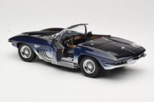 Chevrolet Corvette Mako Shark Azul Oscuro UT Models 1:18 21061 Metal - imagen 5 de 8