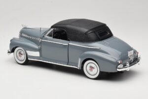 Chevrolet Deluxe Descapotable Con Capota Blanda Gris Eagles Race 1:18 7497276 Metal - imagen 7 de 8