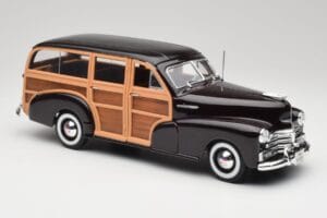 Chevrolet Fleetmaster Woody Negro & Wood Panels Maisto 1:18 43697545B Metal - imagen 6 de 8