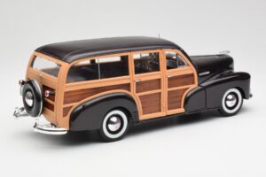 Chevrolet Fleetmaster Woody Marrón Maisto 1:18 36854 Metal - imagen 3 de 8