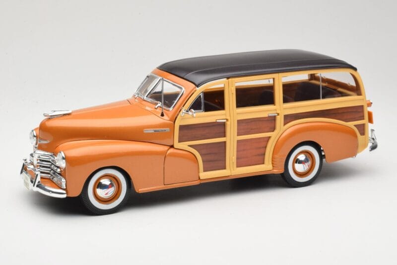 Chevrolet Fleetmaster Woody Oro Maisto 1:18 56042 Metal