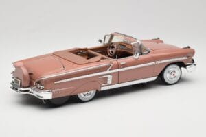 Chevrolet Impala Descapotable Marrón Motormax 1:18 73112 Metal - imagen 3 de 8