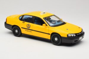 Chevrolet Impala Taxi Maisto 1:18 36617 Metal - imagen 6 de 8