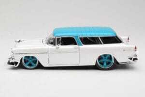 Chevrolet Nomad Blanco Maisto 1:18 32613 Metal - imagen 4 de 8