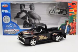 Chevrolet Old School Cody Project Truck & Chopper Set Joyride 1:18 33911 Metal - imagen 8 de 8