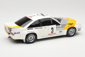 Opel Manta 400 Group B Rally Tour de Corse 1984 Con Chevrolet G30 Furgoneta de Asistencia Otto 1:18 OT491 Resina - imagen 11 de 13