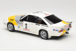 Opel Manta 400 Group B Rally Tour de Corse 1984 Con Chevrolet G30 Furgoneta de Asistencia Otto 1:18 OT491 Resina - imagen 12 de 13