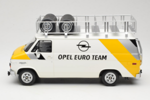 Opel Manta 400 Group B Rally Tour de Corse 1984 Con Chevrolet G30 Furgoneta de Asistencia Otto 1:18 OT491 Resina - imagen 6 de 13